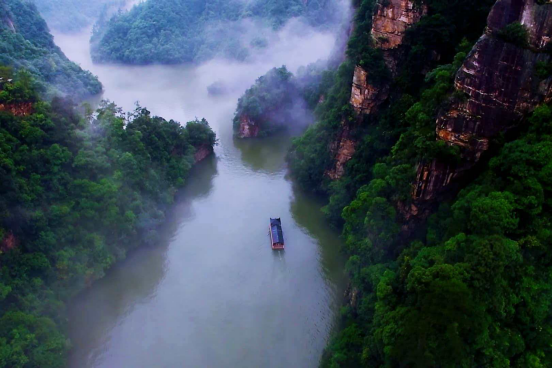 中国旅游日邂逅宝峰湖，雨后水墨仙境醉游人